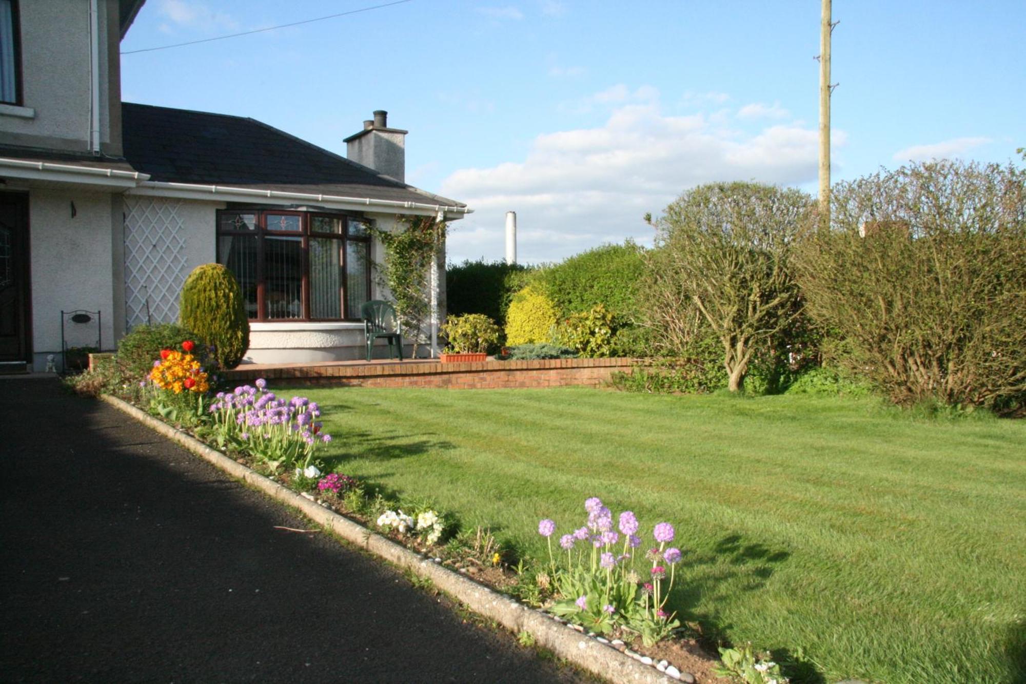 Ken-Mar House Bed And Breakfast Ballymoney Extérieur photo