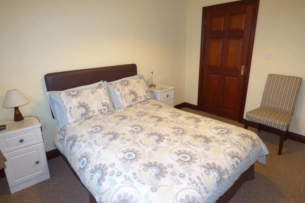Ken-Mar House Bed And Breakfast Ballymoney Extérieur photo